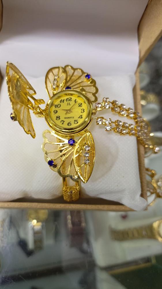 Women's Gold Plated Beautiful Bracelet Watch