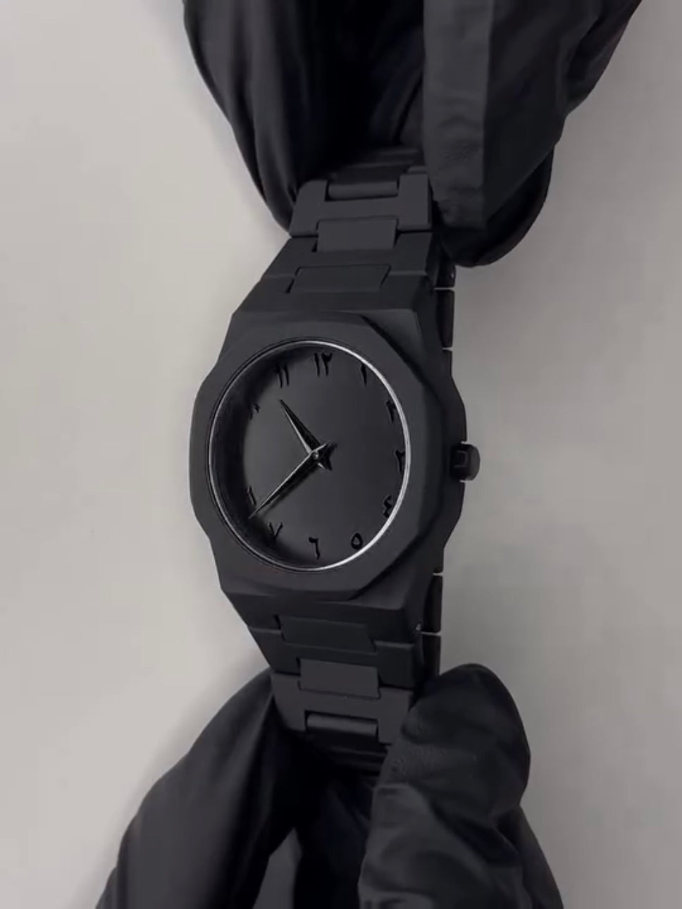 Men's Premium Black Aura Quartz Watch
