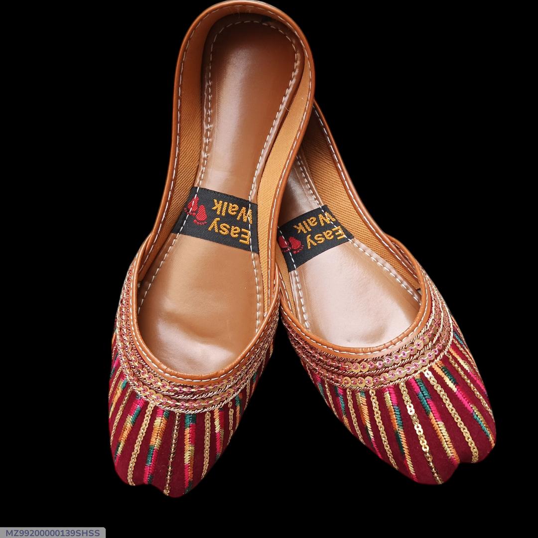 Women's Velvet Embroidered Khussa