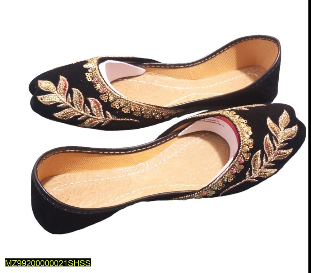 Women's Black Stylish Embroidered Khussa