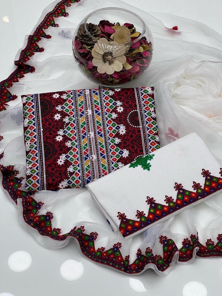 3 Pcs Women Unstitched Cotton Embroidered Suit